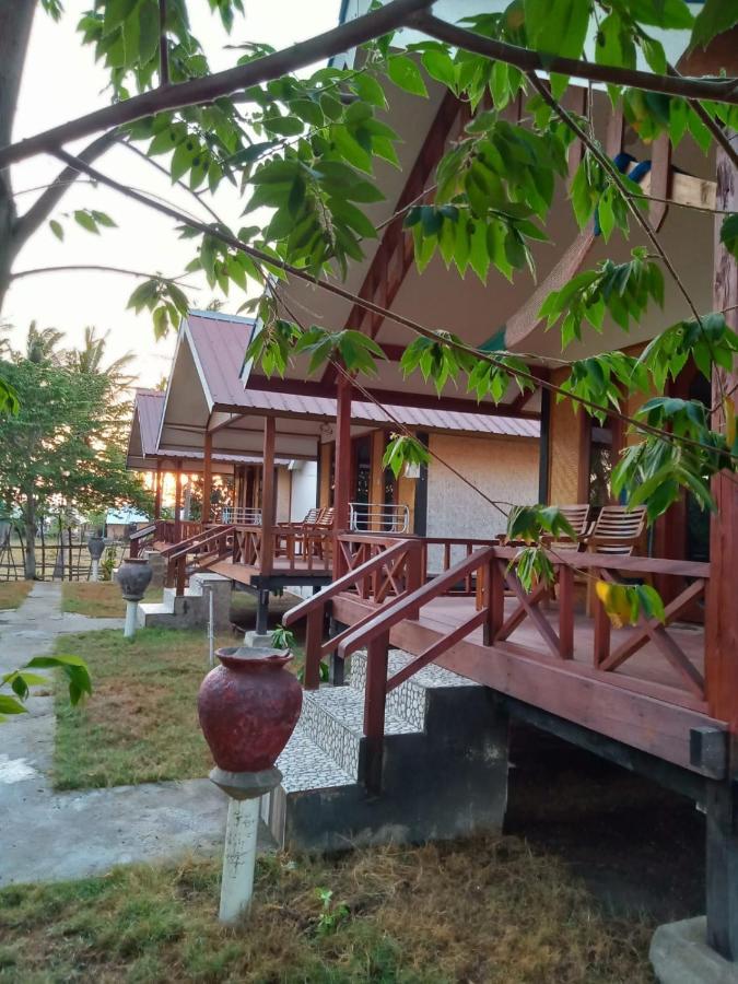 Why Not Bar And Bungalows #2 Pemenang Exteriör bild